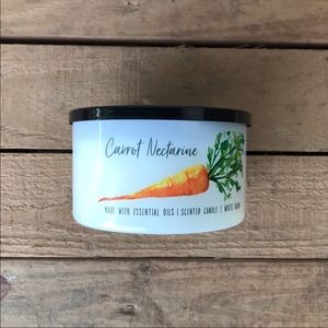 Bath & Body Works Carrot Nectarine Candle